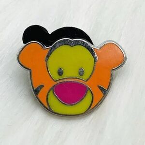 🔮 5/$25 Disney Winnie The Pooh Baby‎ Tigger Pin